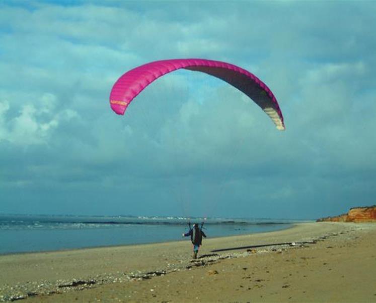 Parapente plage camping bretagne - RESIDENCE LES ILES PENESTIN