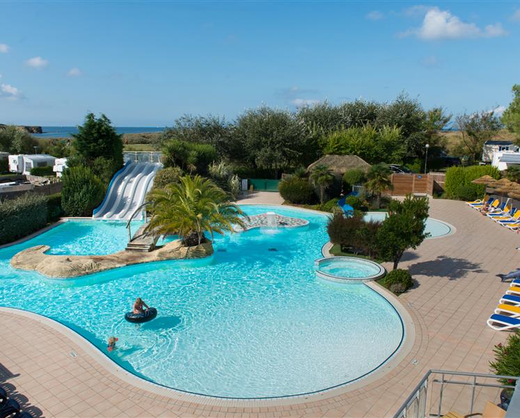piscine chauffée camping bretagne sud penestin - RESIDENCE LES ILES PENESTIN