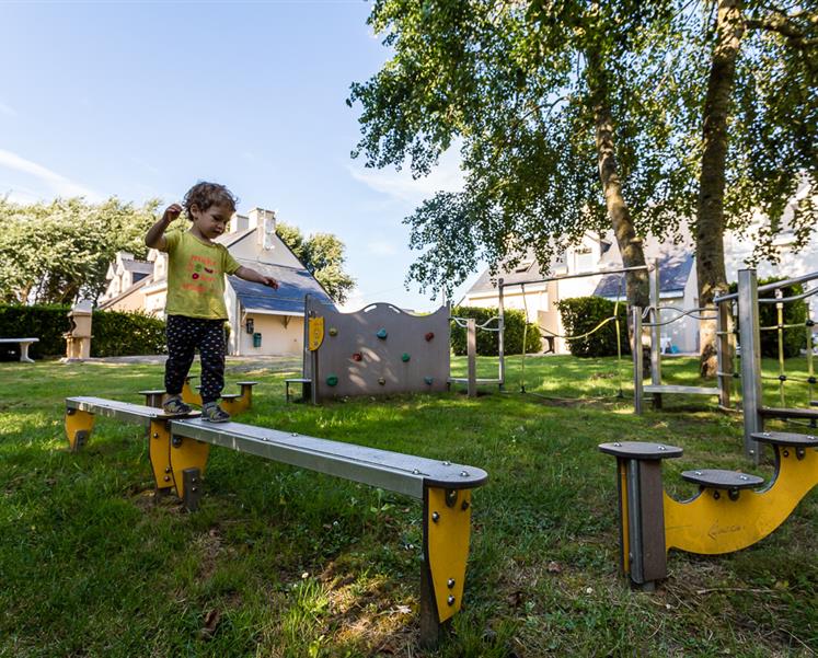 aire de jeux enfants à la résidence les iles à penestin morbihan - RESIDENCE LES ILES PENESTIN